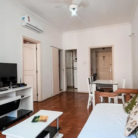 Apartamento na melhor localização de Copacabana